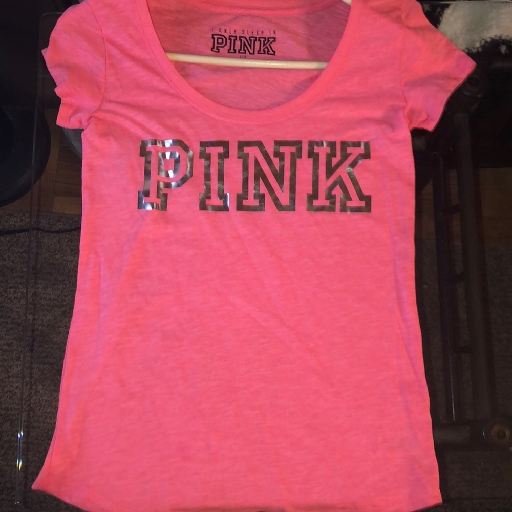 Victoria Secret Pink Shirts 👚